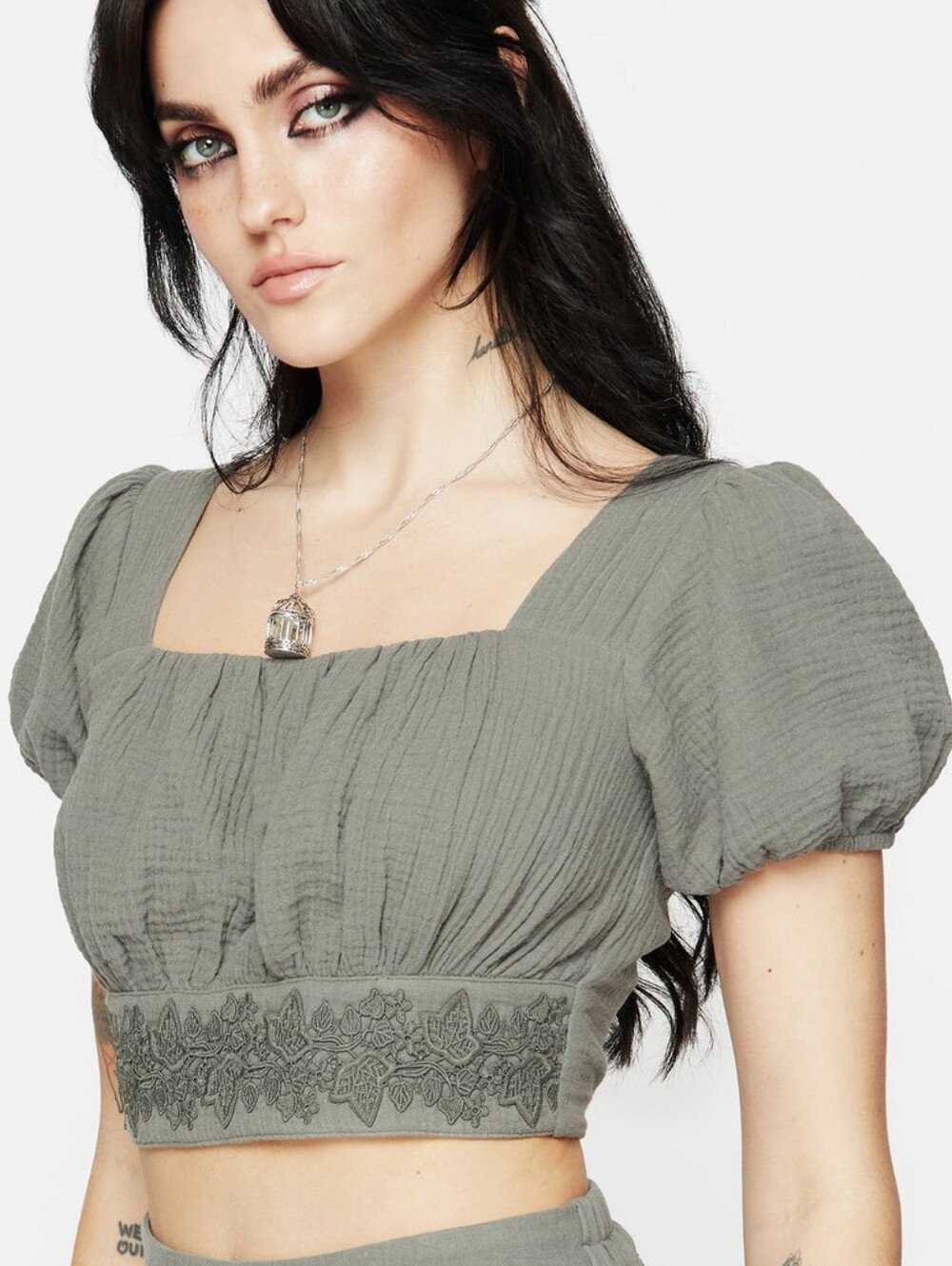 Disturbia - Alder Cotton Ivy Detailed Crop Top